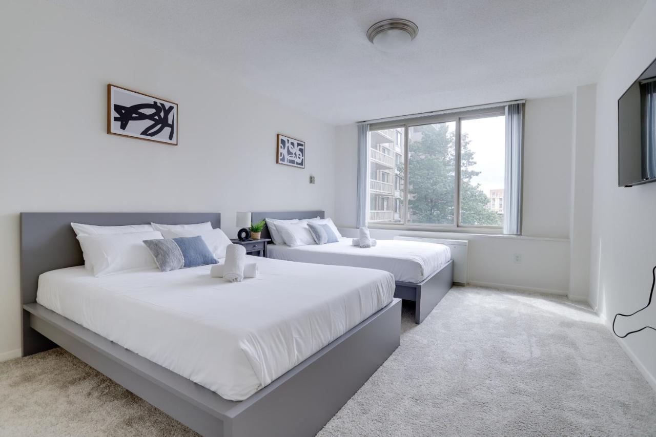 Awesome 1 Bedroom Apt + Den At Crystal City With Gym Arlington Zewnętrze zdjęcie